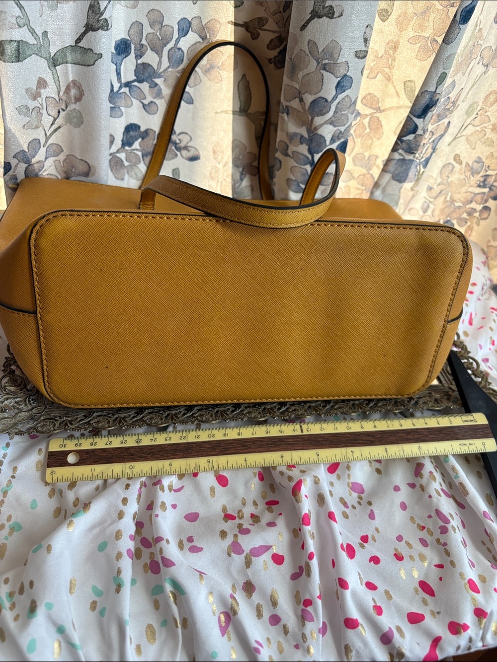 GUESS Mustard Tote with Logo Charm - Picture 5 of 8